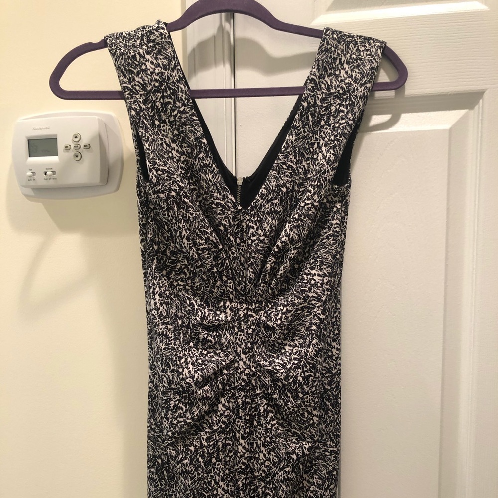 Blacks me white fitted dress